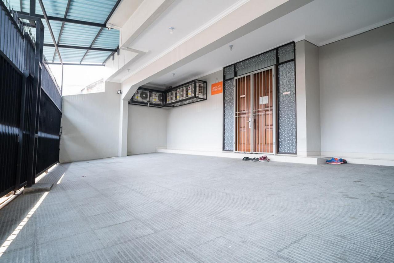 Hotel Koolkost Near Pasar Baru Yakarta Exterior foto