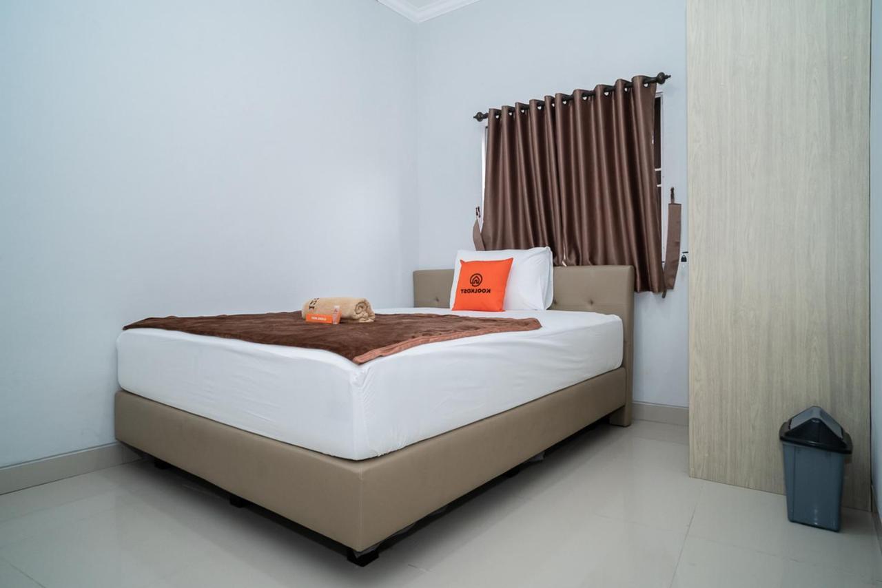 Hotel Koolkost Near Pasar Baru Yakarta Exterior foto