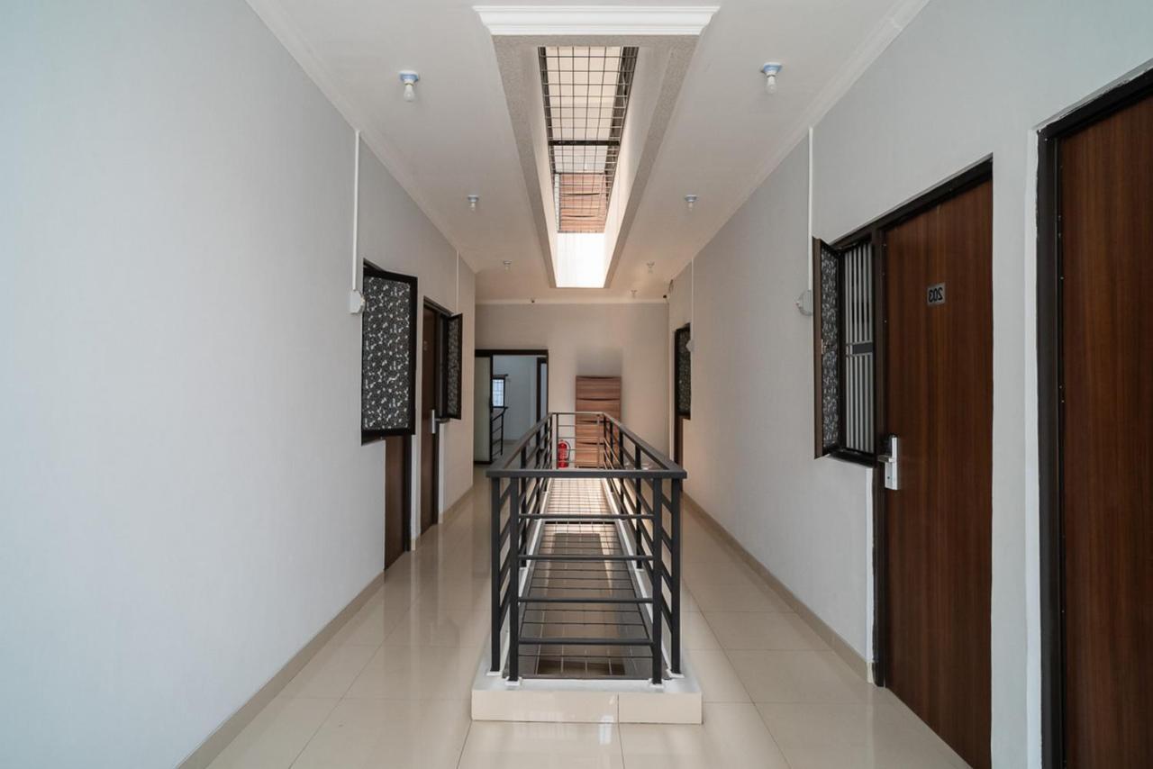 Hotel Koolkost Near Pasar Baru Yakarta Exterior foto